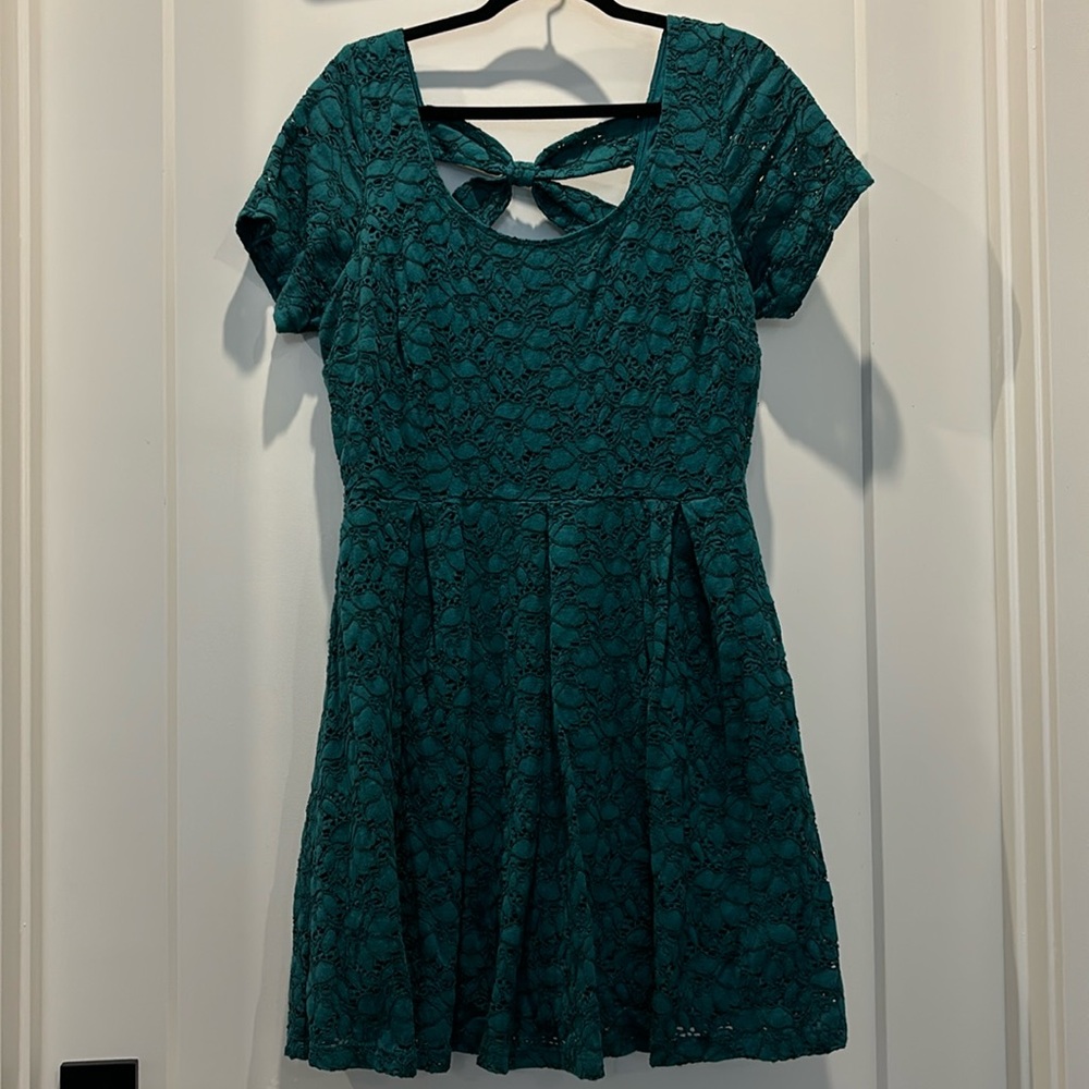 Jessica Simpson Junior Plus 1X Teal Stretch Lace Dress